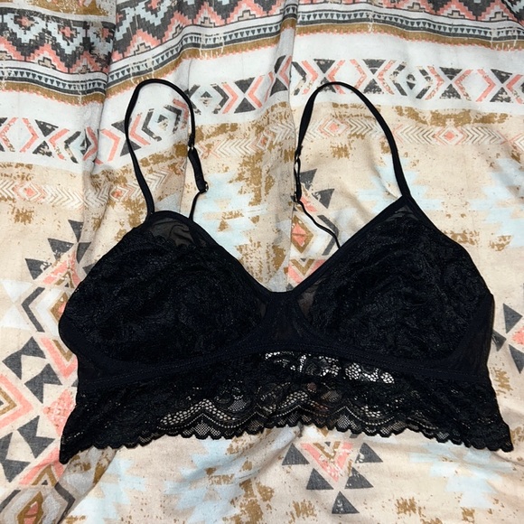 Gilligan & O’Malley Black Sheer Longline Bralette with Gorgeous Lace Size Small - Picture 4 of 10